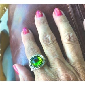 David Yurman 11mm brilliant Peridot Infinity ring